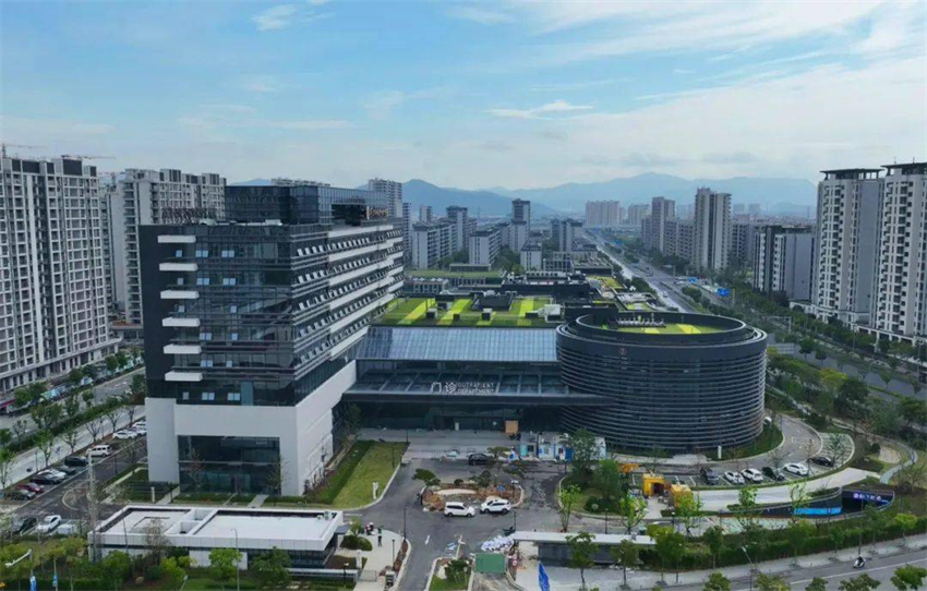 宁波鄞州区宁东路与芳草路交叉口宁波中西医结合医院 - 副本.jpg